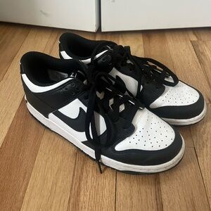 Nike Dunks - black and white